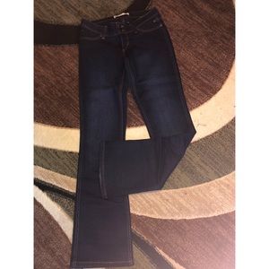 Levi’s Demi Curve Jeans